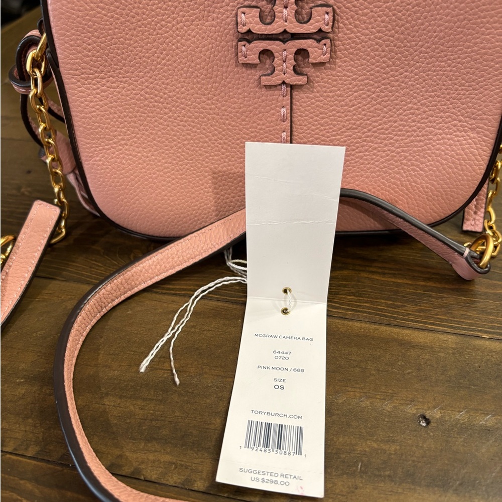 Tory Burch McGraw Camera Bag in Blush Pink - Picture 3 of 9